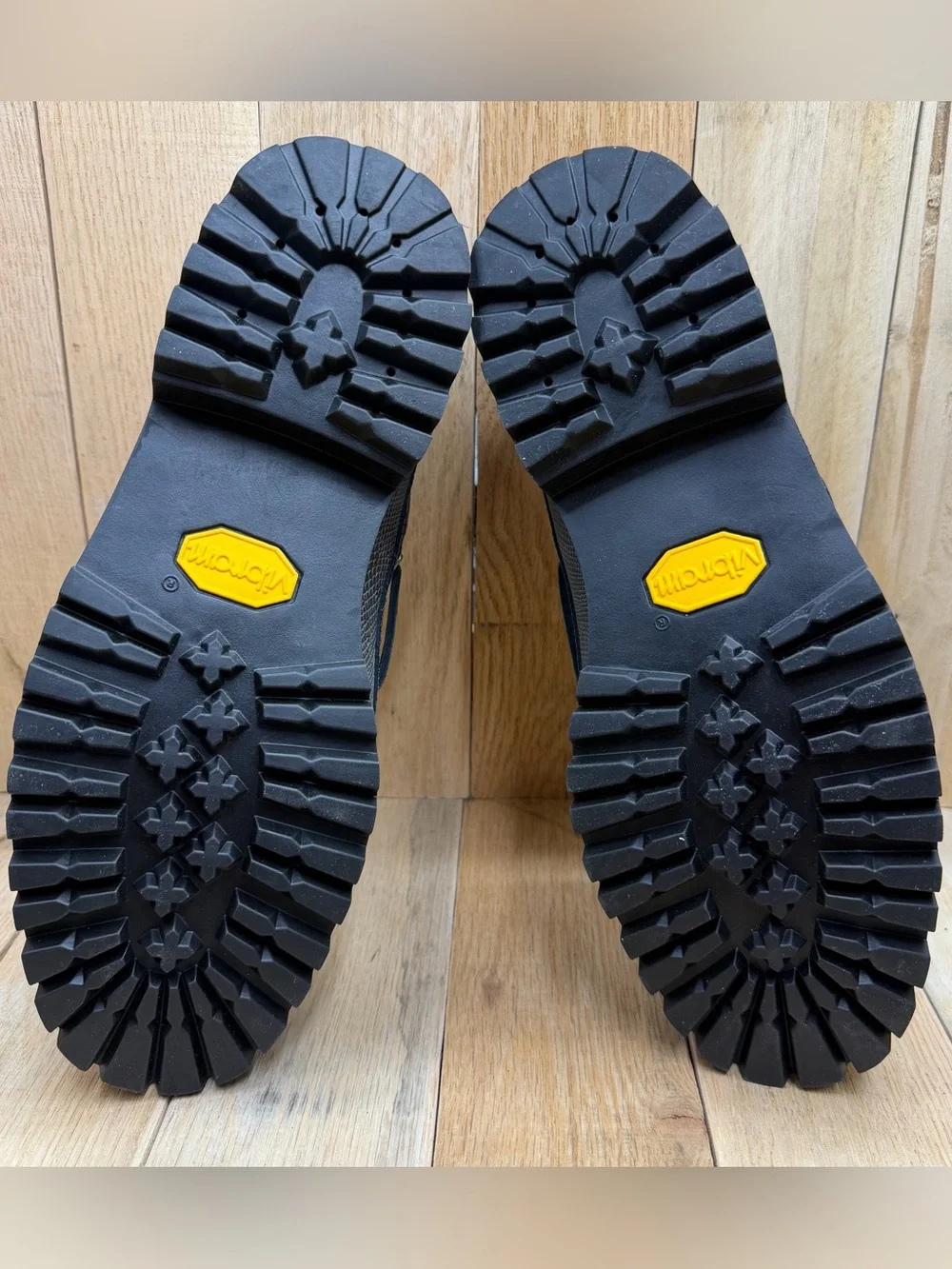 Timberland x Vibram Black Leather Moccasin Boat Shoes Men's Size 9 New